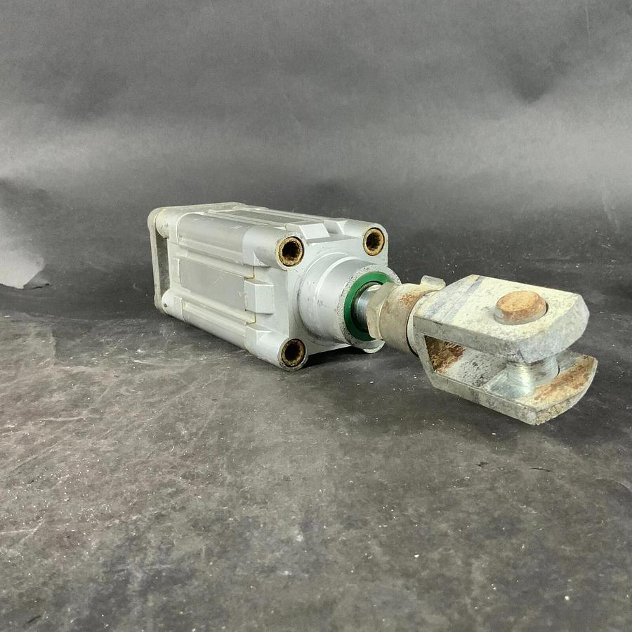 Used FESTO DNC-50-25-PPV-A PNEUMATIC CYLINDER ($30 OBO)