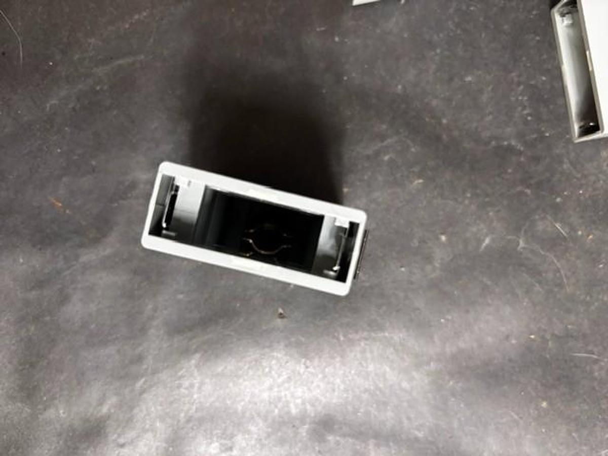Used HONDA MR-25LW CABLE CONNECTOR HOUSING - GROUP OF 6 ($15 OBO)