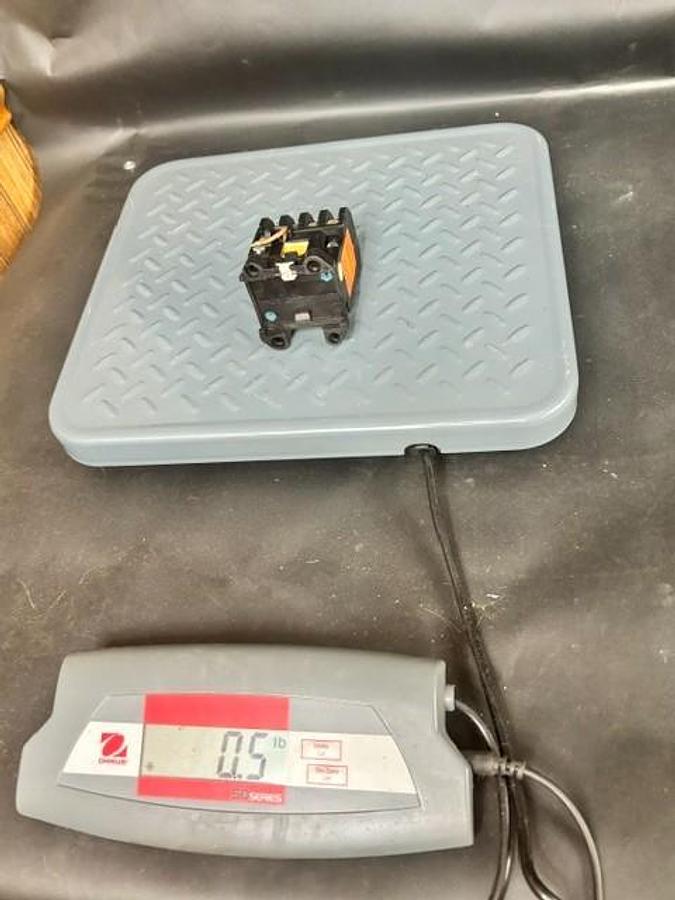Used MOELLER DIL 00-40-NA CONTACTOR