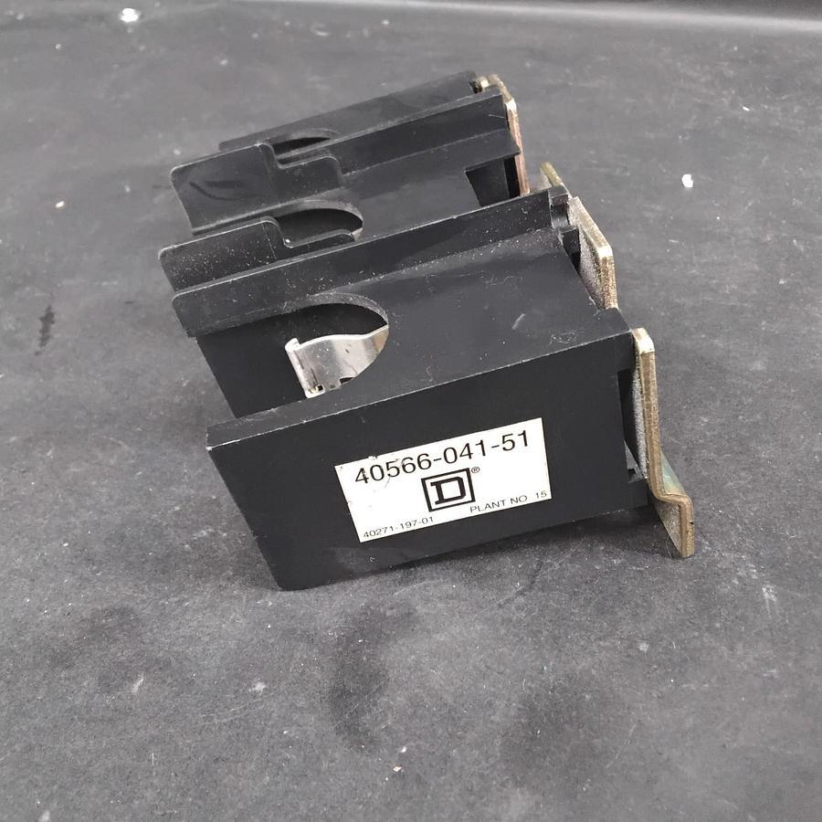 Used SQUARE D 40566-041-51 FUSE BLOCK ($20 OBO)
