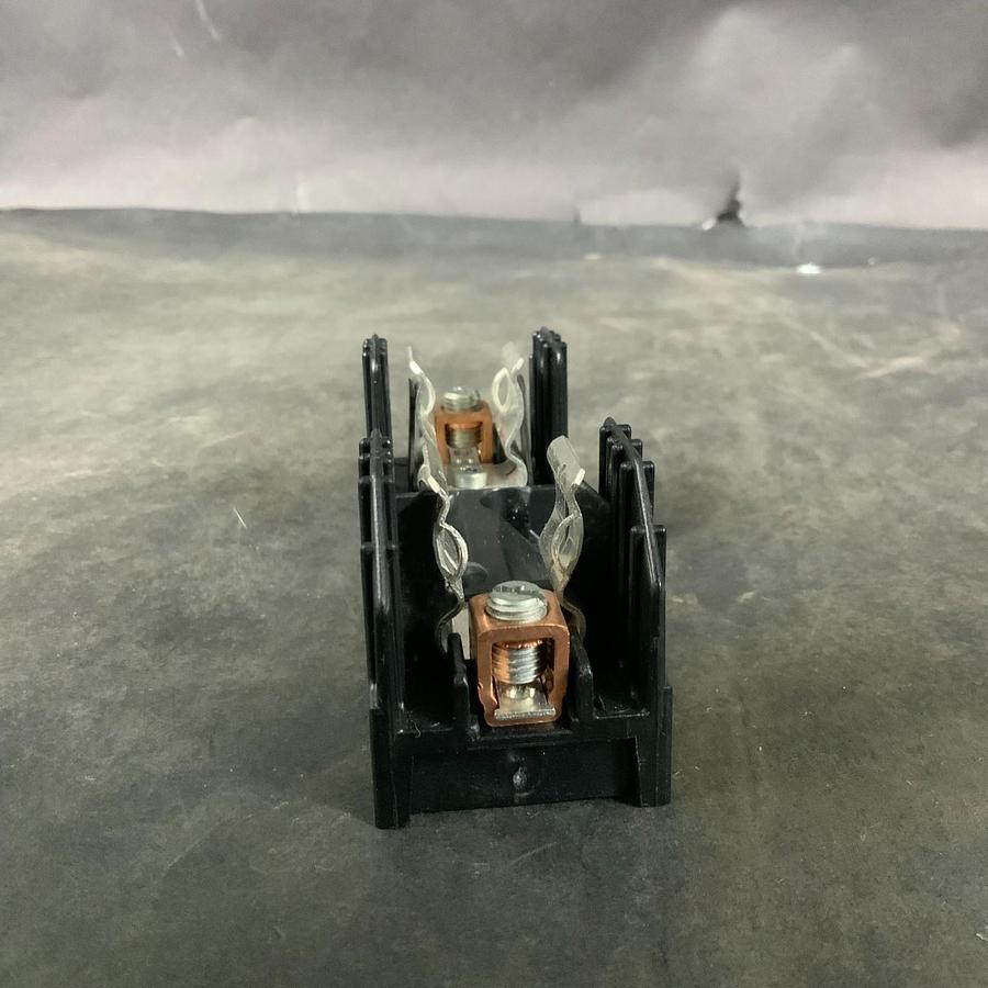 Used BUSSMANN R25060-1COR FUSE BLOCK HOLDER ($10 OBO)