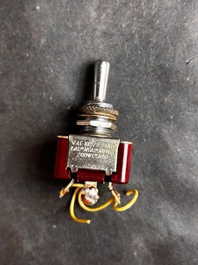 Used NIHON S-308 TOGGLE SWITCH ($6 OBO)