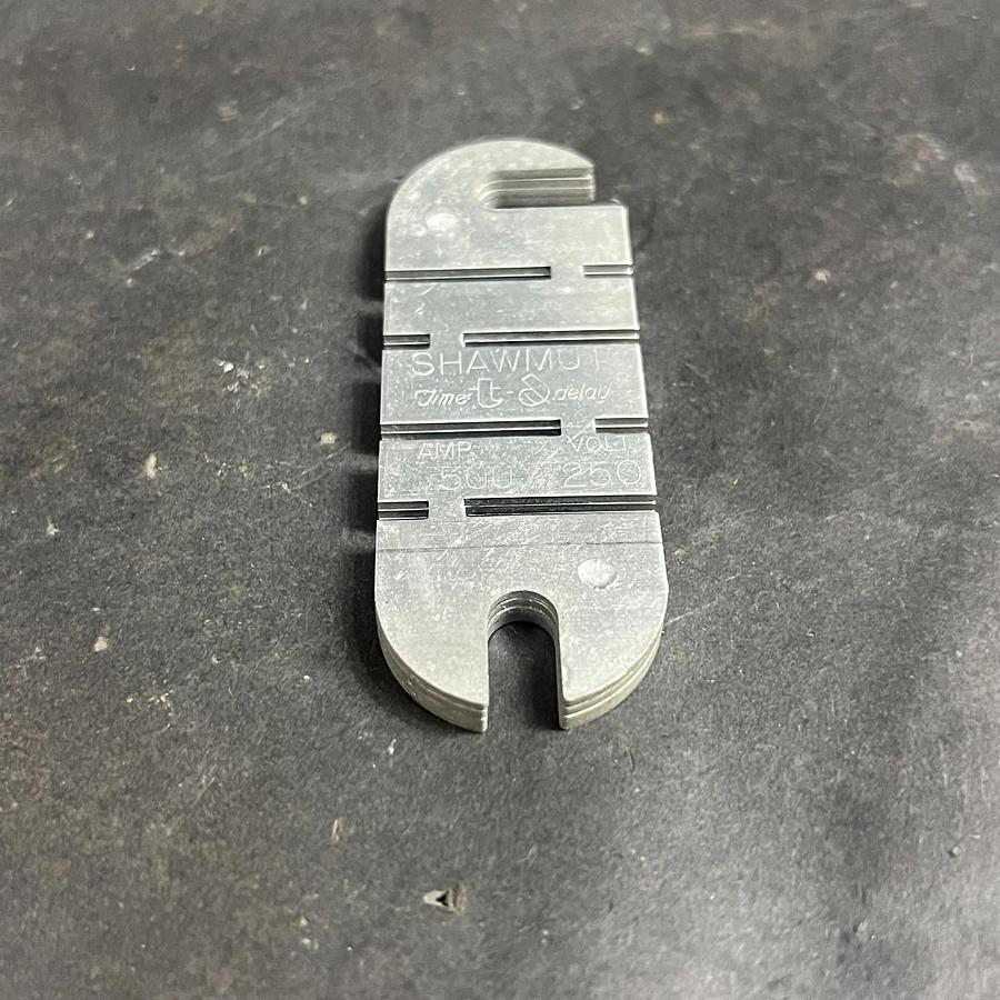 Used FERRAZ SHAWMUT 500A 250V FUSE LINK ($8 OBO)