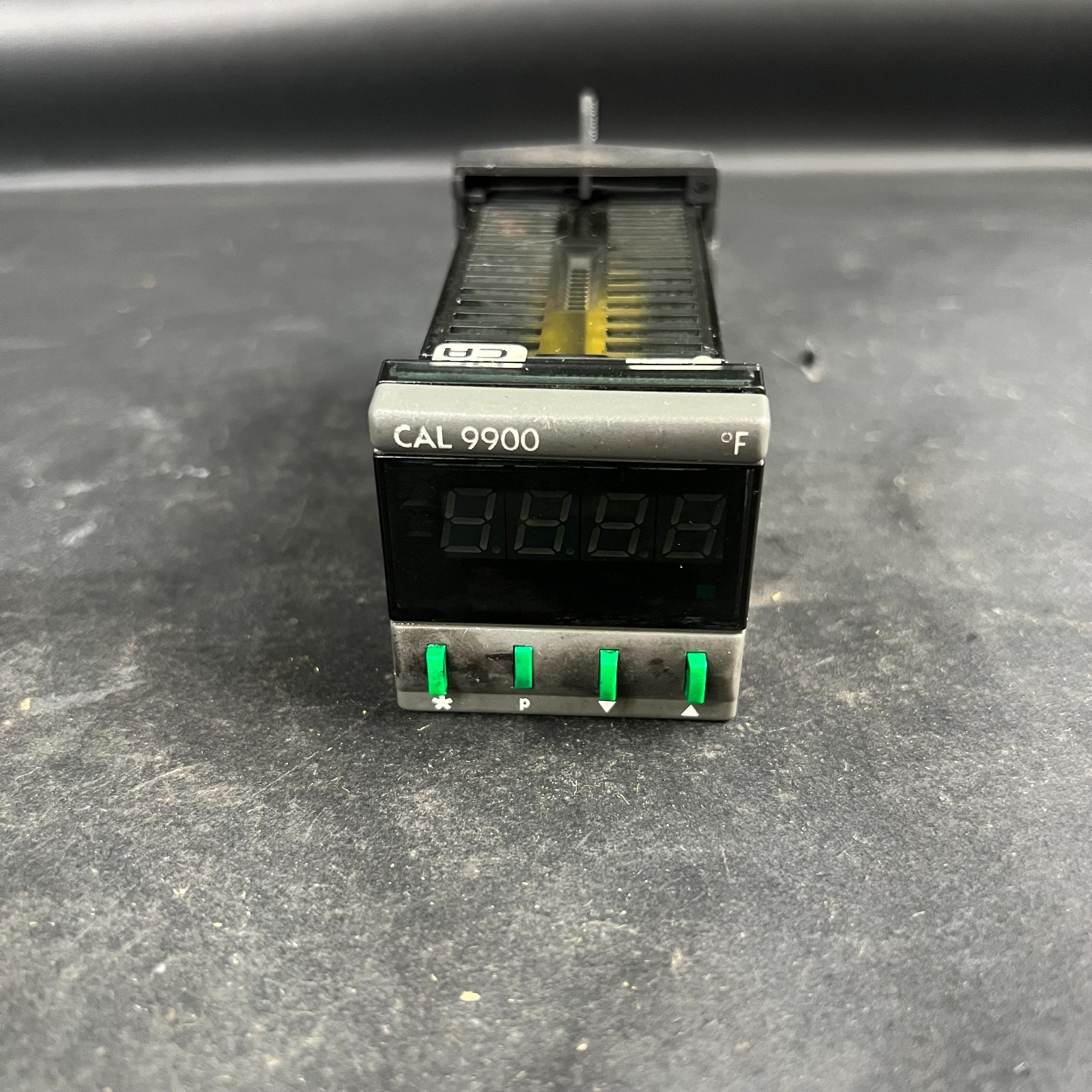 Used CAL CONTROLS 99111F TEMPERATURE CONTROLLER ($120 OBO)