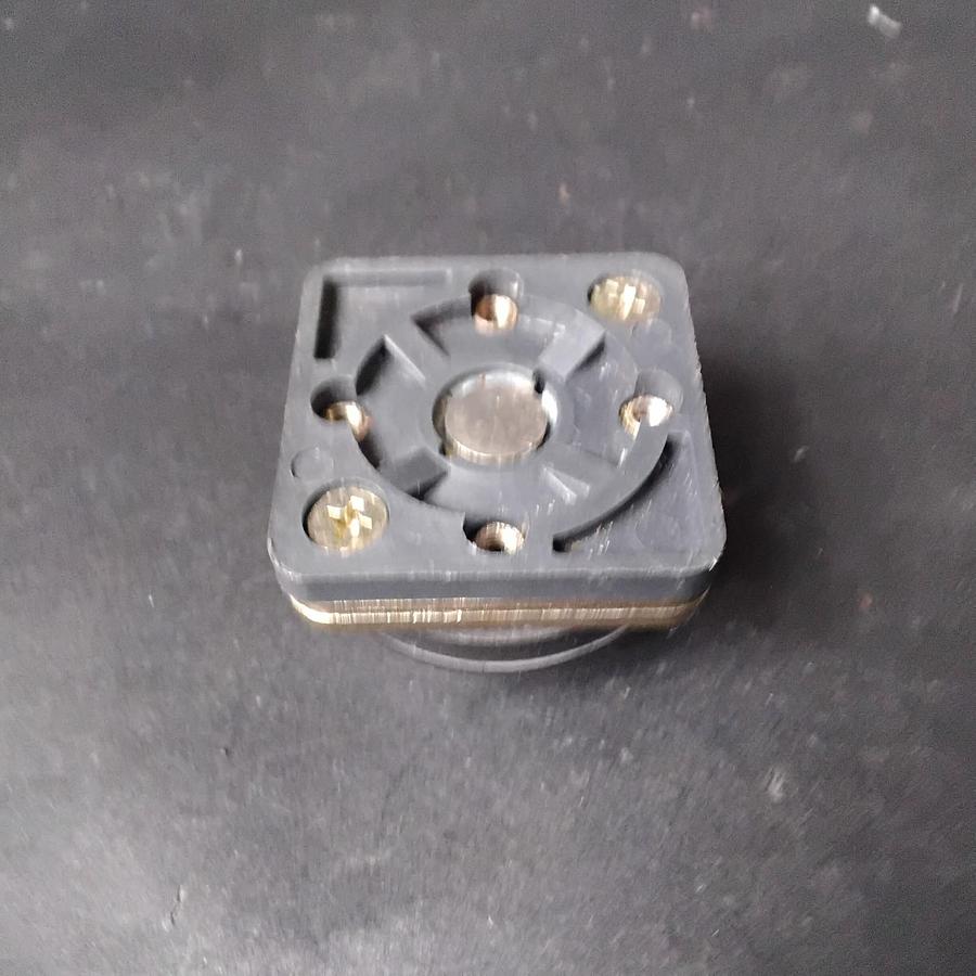 Used NUMATICS 212-129 PE SERIES BACK FLUSH PUSHBUTTON PNEUMATIC OPERATOR ($6 OBO)