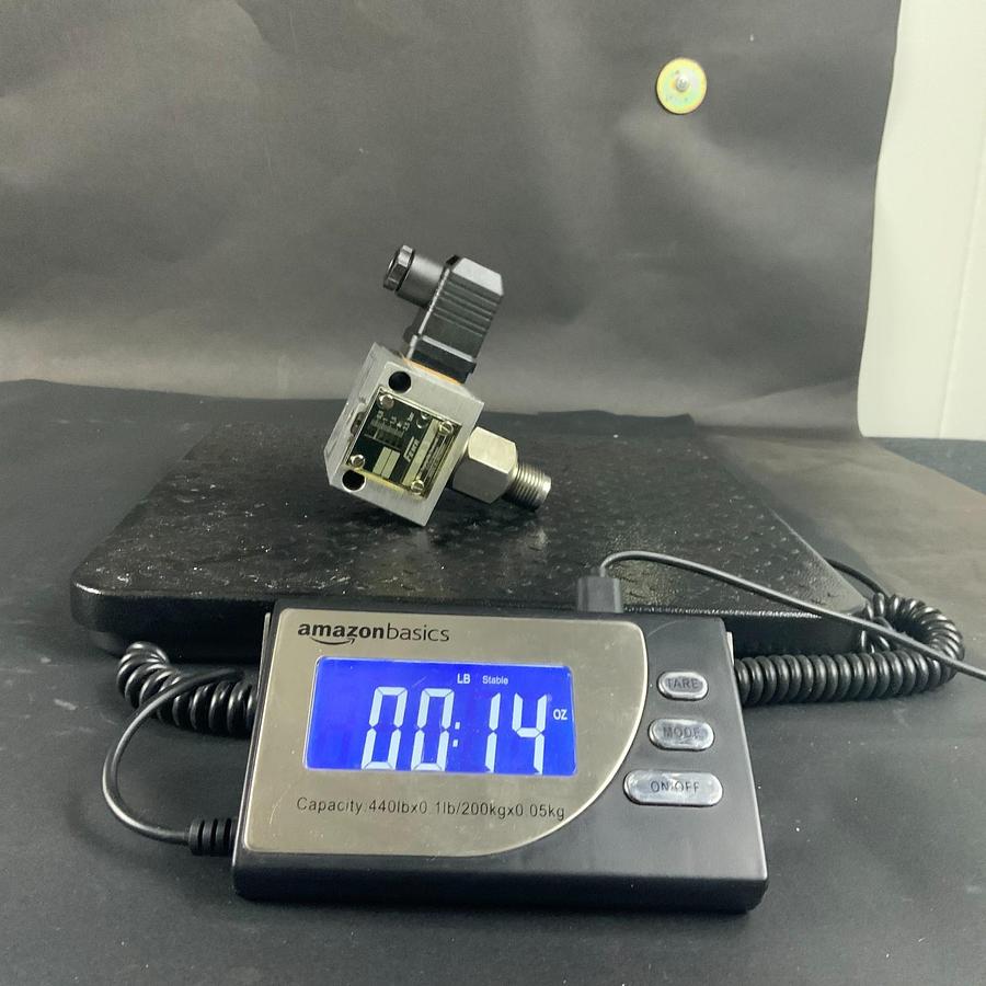 Used HONEYWELL FEMA DCM3 PRESSURE SWITCH ($75 OBO)