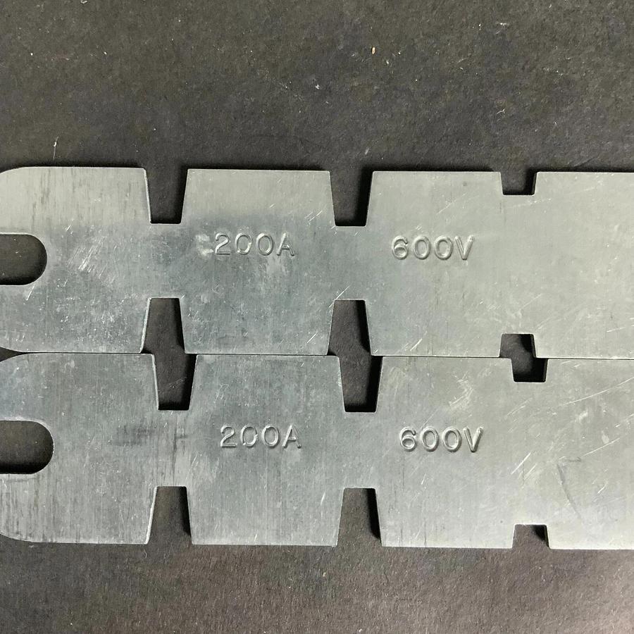 FERRAZ SHAWMUT RLS200 FUSE LINK - SET OF 2 ($12 OBO)