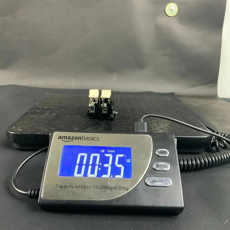 Used BUCHANAN 361.362 FUSE BLOCK HOLDER ($10 OBO)