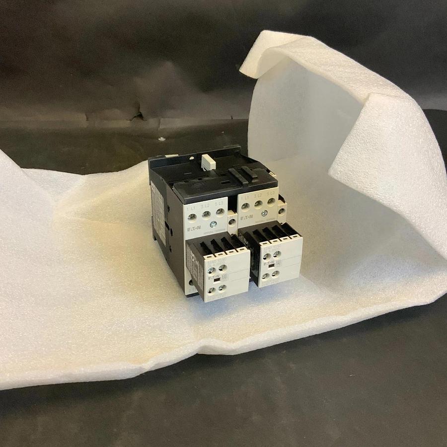 EATON XTCR018C21A CONTACTOR ($150 OBO)