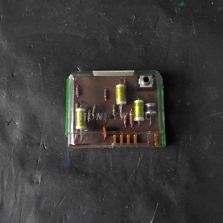 Used Honeywell Recitification Amplifier R7289A100 ($85 OBO)