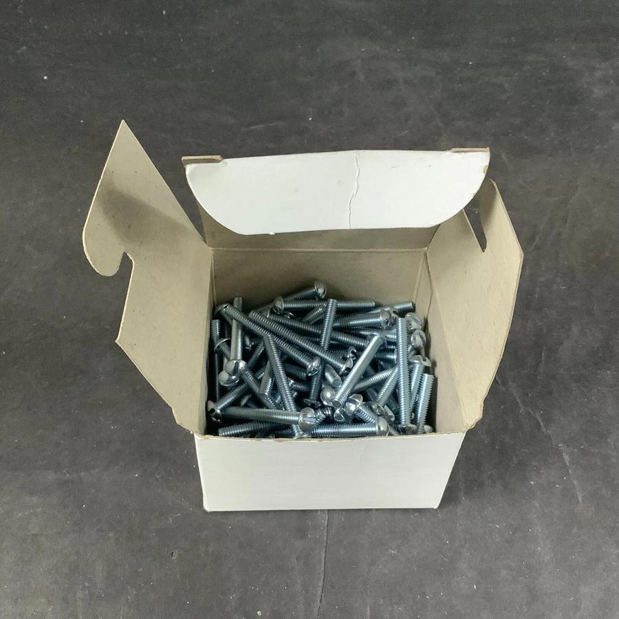 UNISTRUT #8-32 1.5" ROUND HEAD SLOT MACHINE SCREWS - BOX OF 100 ($10 OBO)