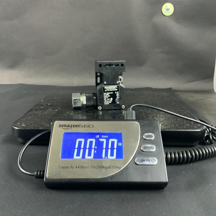 Used SCHMERSAL AZ16-12ZVRK-M20 SAFETY INTERLOCK SWITCH ($45 OBO)