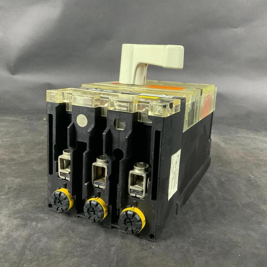 Used KLOCKNER MOELLER NZMH6-63/ZM6A-60-NA CIRCUIT BREAKER ($345 OBO)