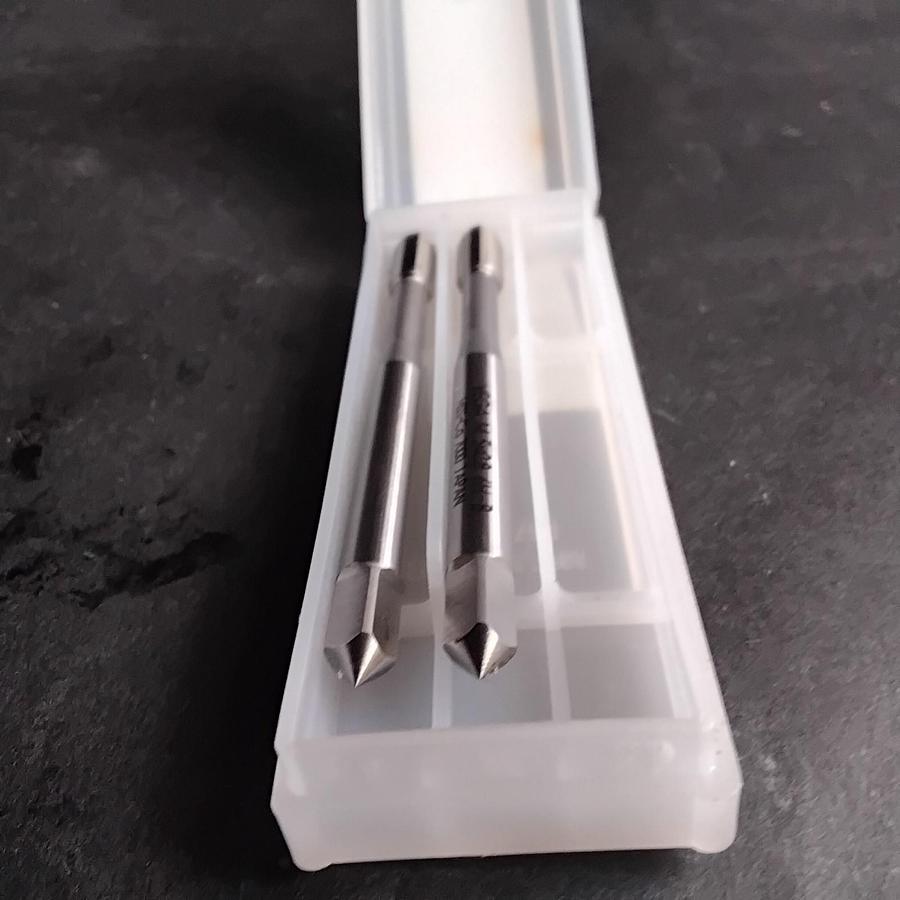 Used VEGATAPS M5XX0.8 6H TAP - SET OF 2 ($35 OBO)