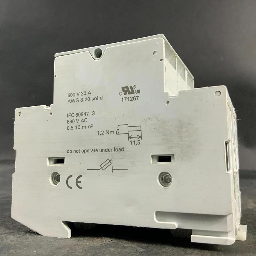 Used SIEMENS 3NW7 033 FUSE HOLDER ($10 OBO)