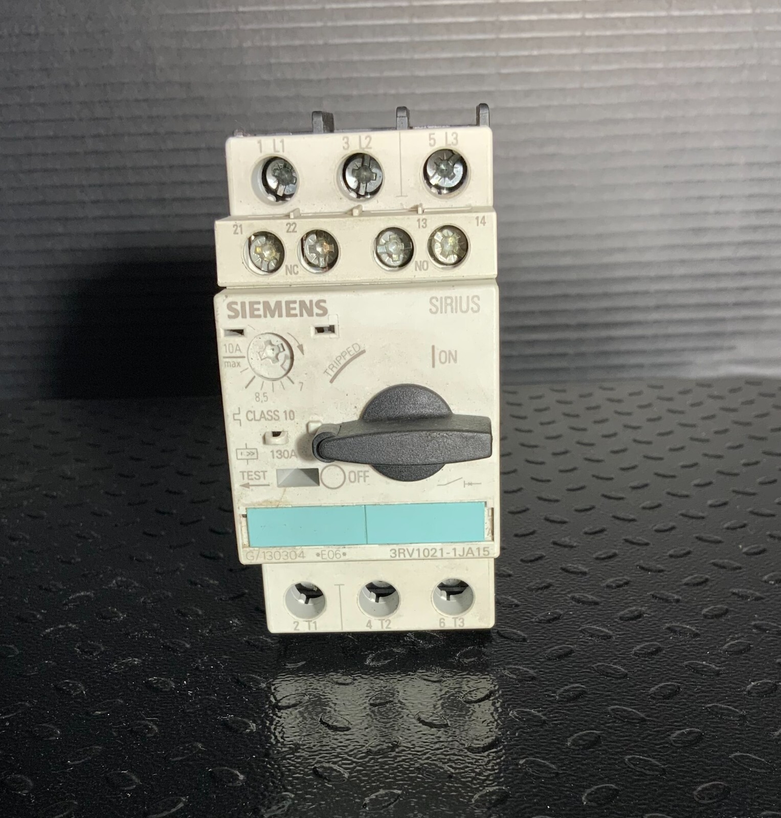 Used SIEMENS 3RV1421-0BA10 ($59.99/EACH OBO)