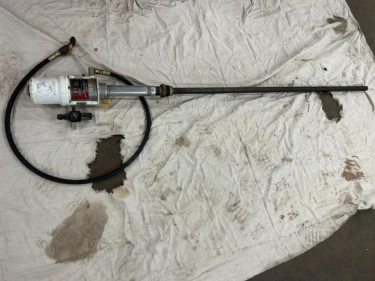 Used Graco 204254 Fire-Ball 300 5:1 Air Powered Oil Pump Pneumatic Transfer Pump OEM