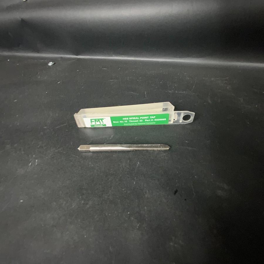 Used FMT 0326665 #10-32 UNF HSS SPIRAL POINT PLUG TAP ($10 OBO)