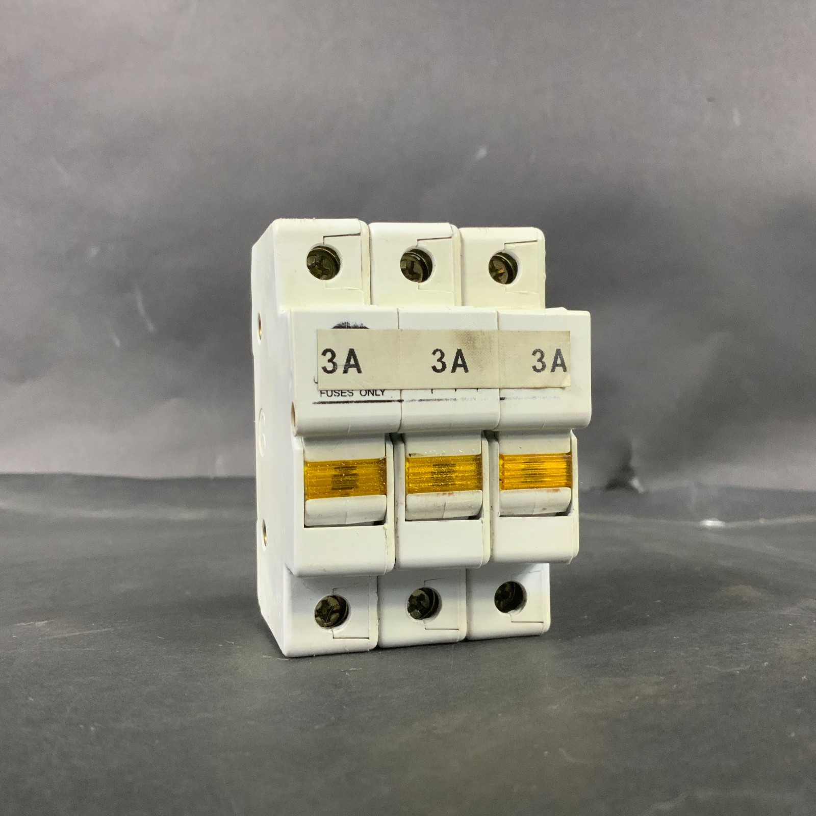 Used ALLEN BRADLEY 1492-FB3C30-L SER A FUSE HOLDER ($25 OBO)