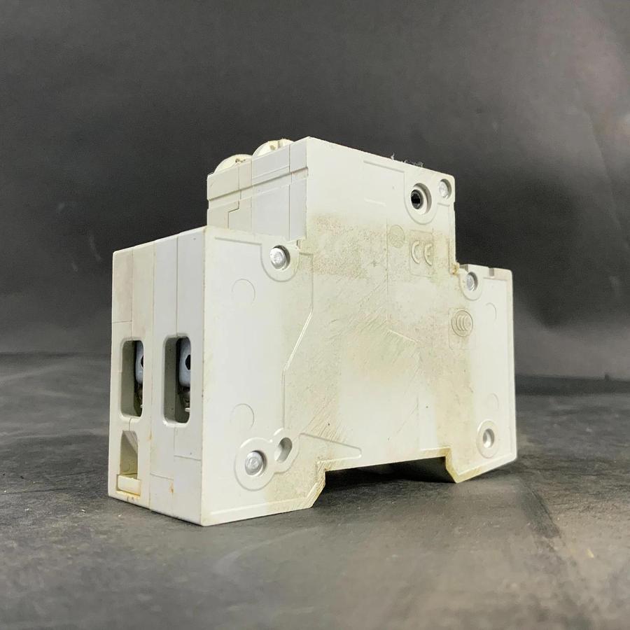 Used SIEMENS 5SU1-356-1KK06 RCBO C6 CIRCUIT BREAKER ($25 OBO)