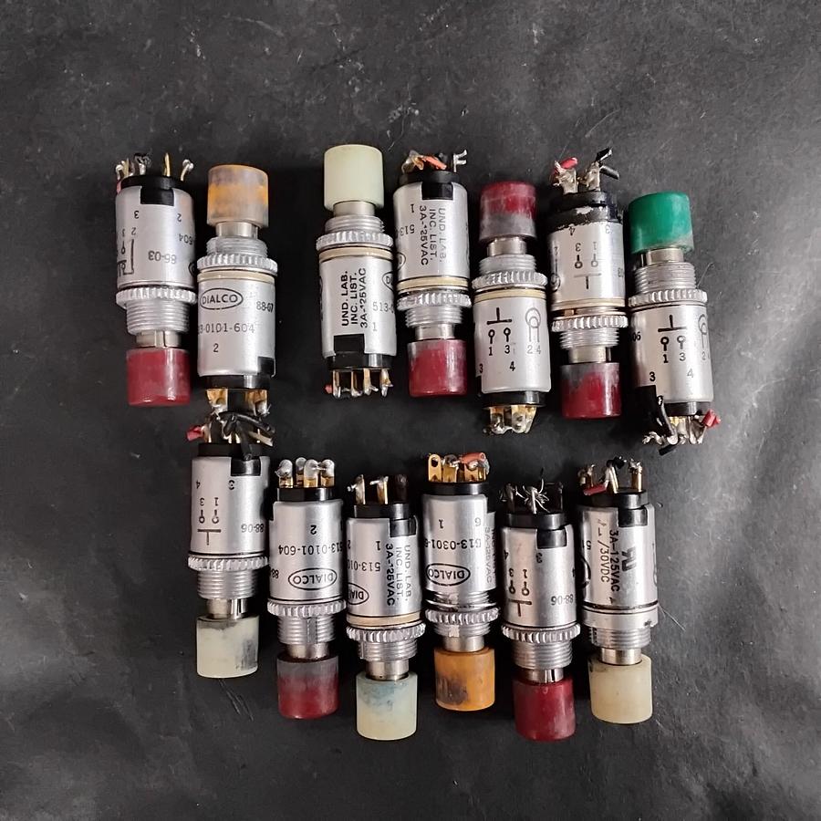 Used DIALCO 513-0101-604 DIALIGHT PUSH BUTTON SWITCHES- GROUP OF 13 ($35 OBO)