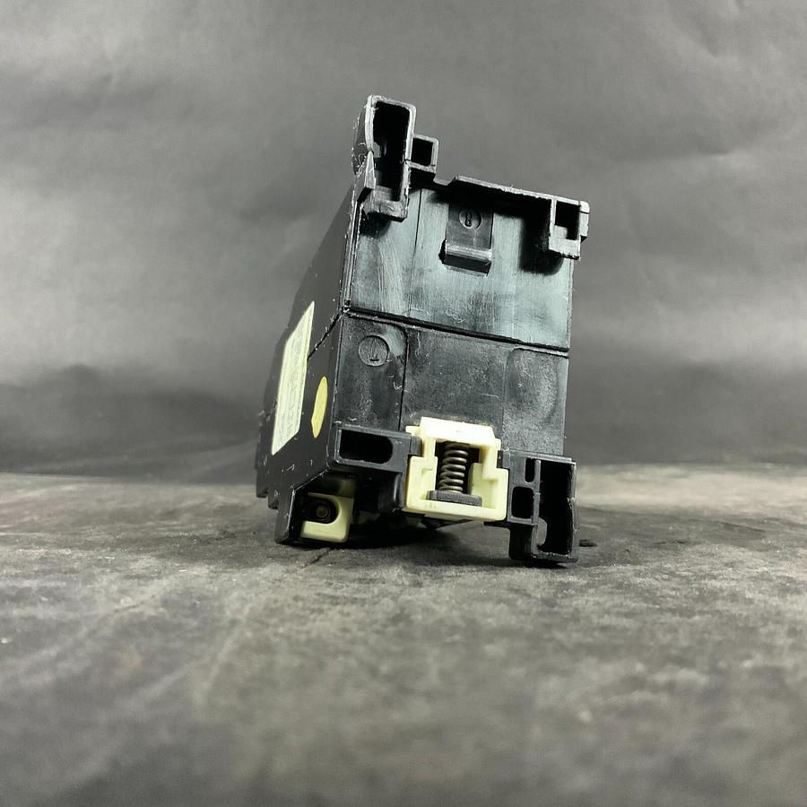 Used KLOCKNER MOELLER DIL08-62-NA CONTACTOR ($35 OBO)