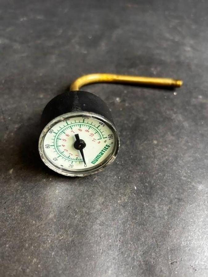 Used NUMATICS F-R160 PNEUMATIC GAUGE