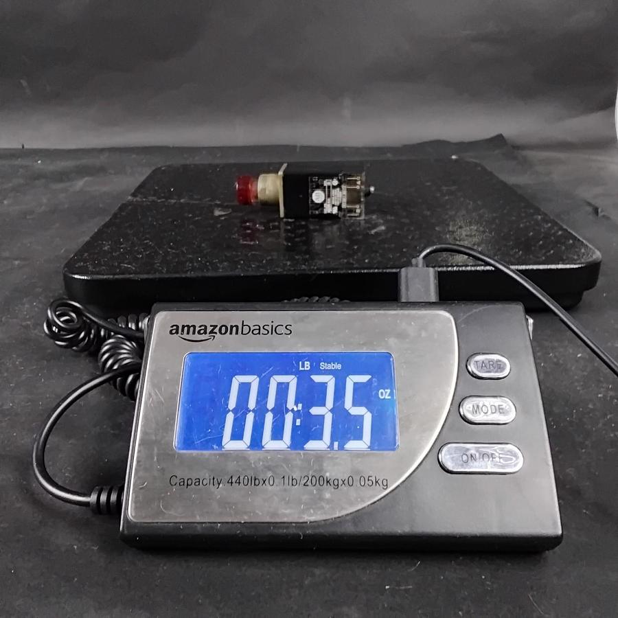 Used ALLEN BRADLEY 800MR-PT16 SER D RED PILOT LIGHT ($15 OBO)