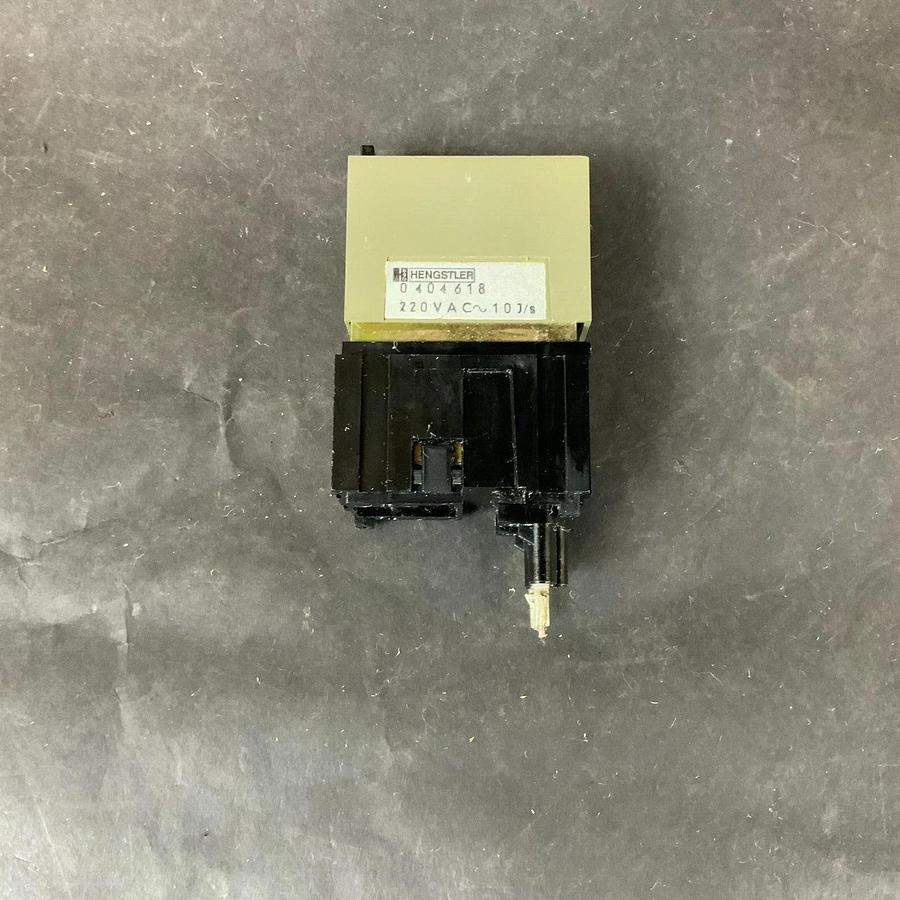 Used HENGSTLER 0-404-618 COUNTER ($20 OBO)