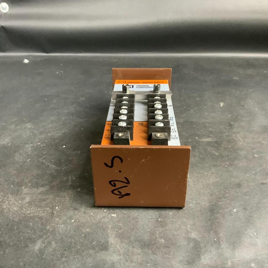 Used MOORE INDUSTRIES SCT/4-20MA/4-20MA/117AC SIGNAL CONVERTER ($30 OBO)