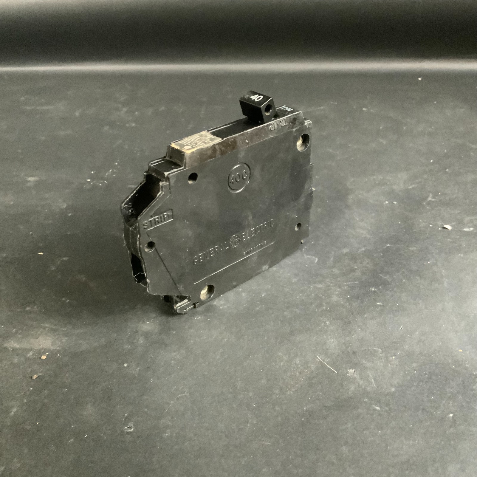 Used GE TQP140 CIRCUIT BREAKER ($6 OBO)