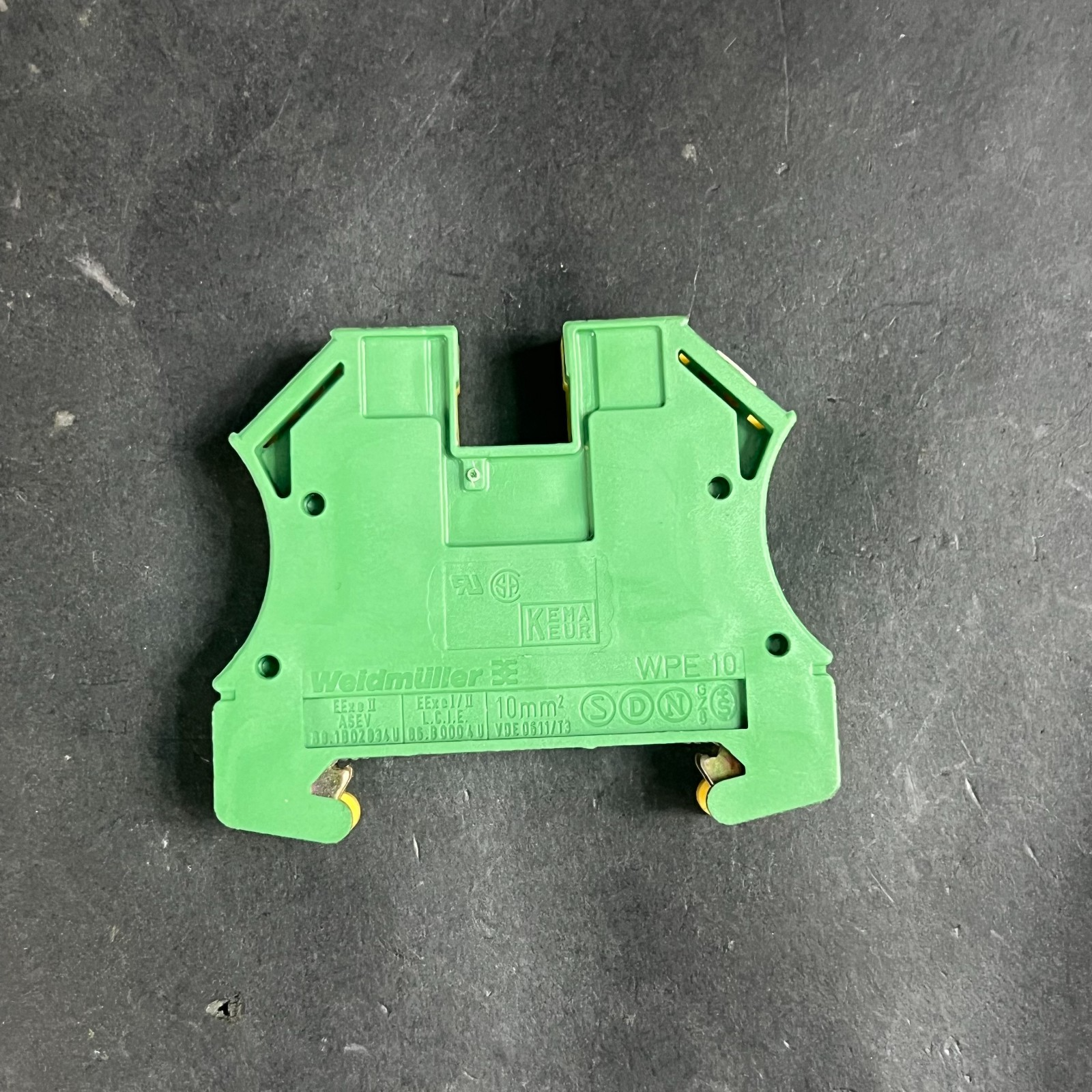 Used WEIDMULLER WPE10 TERMINAL BLOCK ($3 OBO)
