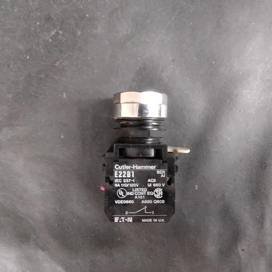 Used CUTLER-HAMMER E22B1 PUSHBUTTON ($20 OBO)