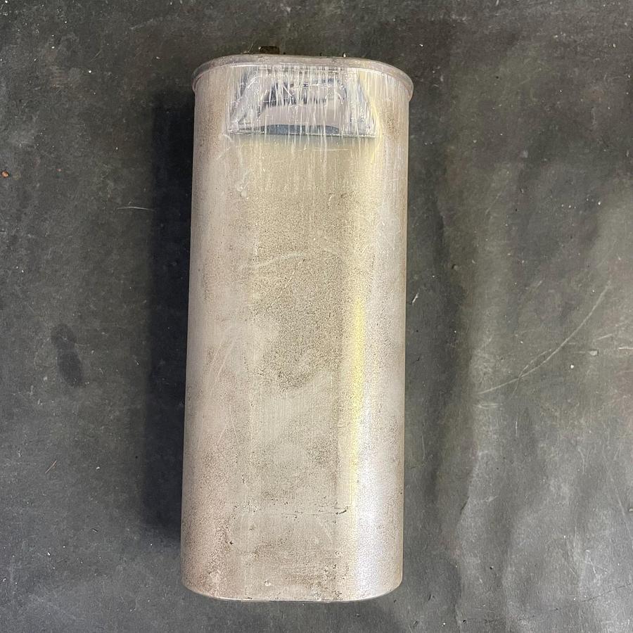 Used GENERAL ELECTRIC 21L5215 DIELEKTROL CAPACITOR - 20uf, 440VAC 60HZ