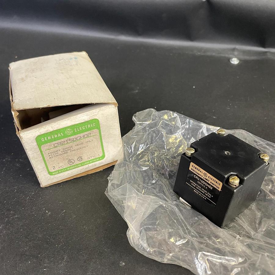 Used GENERAL ELECTRIC CR215DGH02 SERIES A PROXIMITY LIMIT SWITCH INDUSTRIAL CONTROL