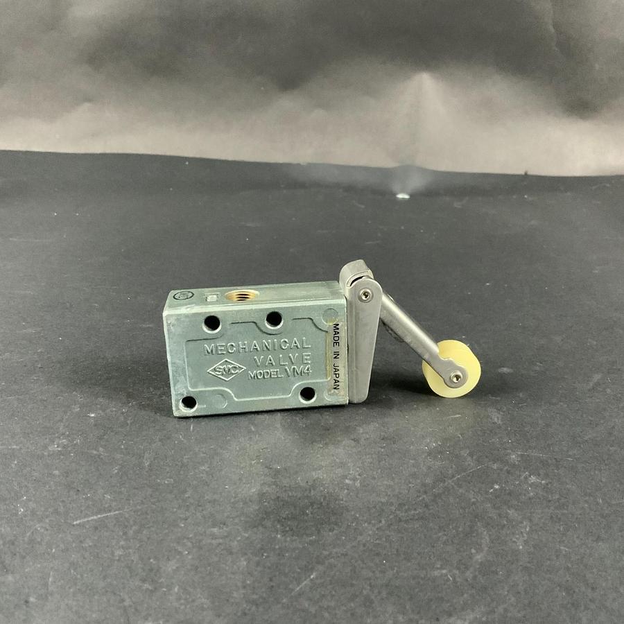 Used SMC VM 430-01-01 MECHANICAL VALVE ($35 OBO)