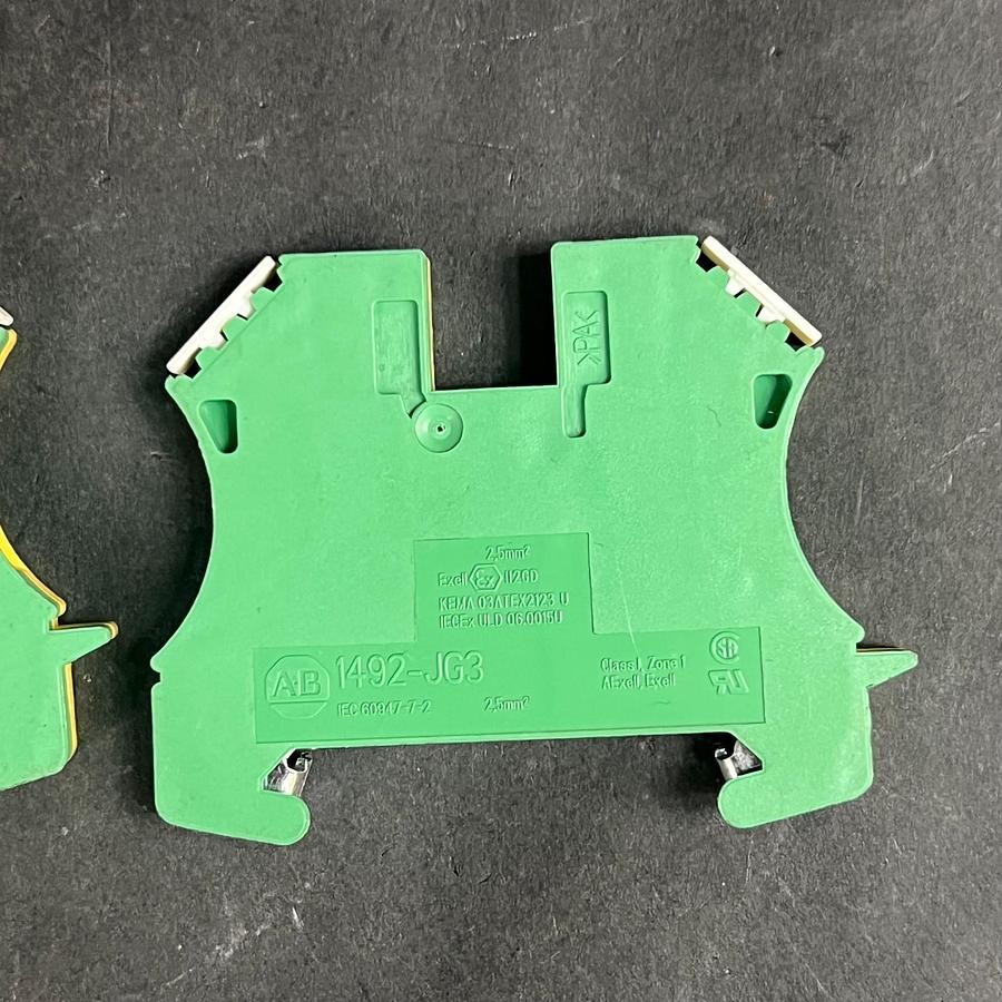 Used ALLEN BRADLEY 1492-JG3 TERMINAL BLOCK - SET OF 2 ($10 OBO)