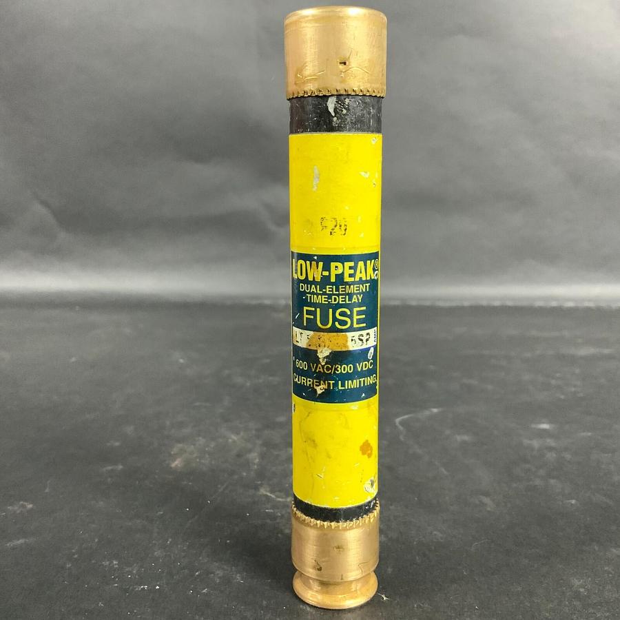 Used BUSSMANN LPS-RK-25SP LOW PEAK FUSE ($7 OBO)