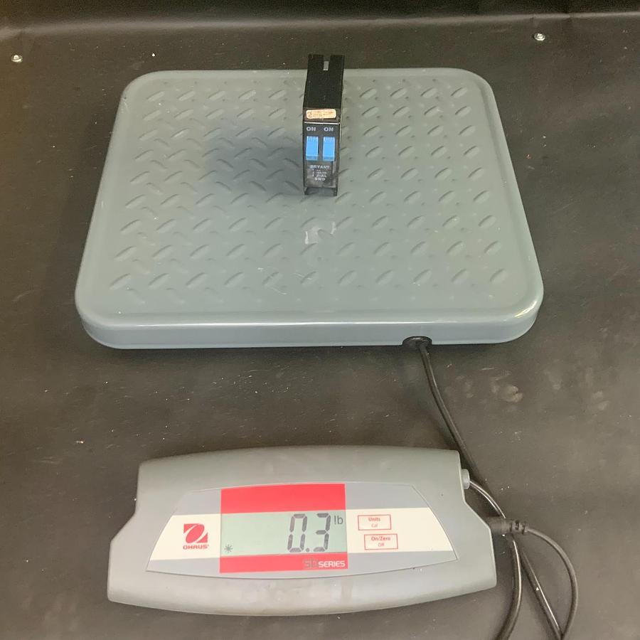 Used HUBBELL BRYANT BD1515 CIRCUIT BREAKER ($12 OBO)