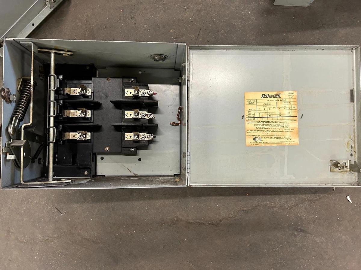 Used BUSS PLUG ITE UV361 ($225 OBO, 19 TOTAL)