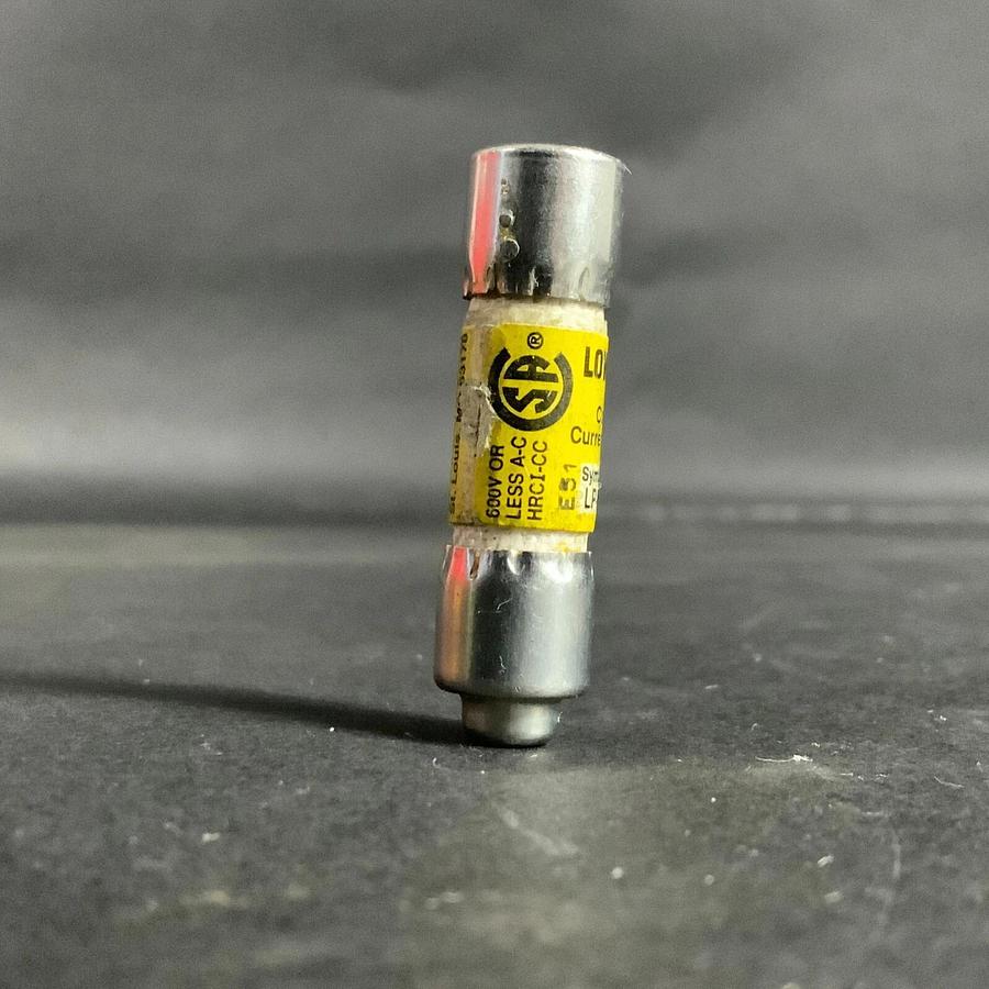 Used BUSSMANN LOW-PEAK LP-CC-4-1/2 FUSE ($4 OBO)