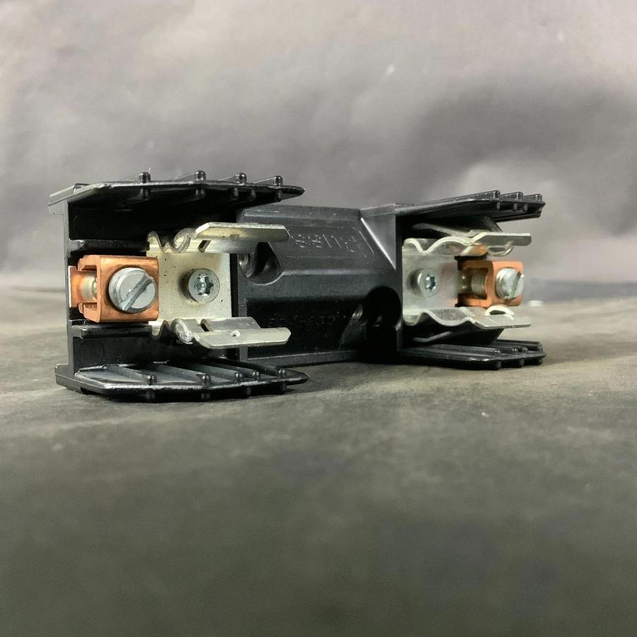 Used BUSSMANN R25060-1COR FUSE BLOCK HOLDER ($10 OBO)