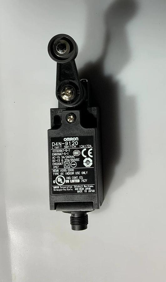 Used OMRON D4N-9120 LIMIT SWITCH ($49.99 OBO!!!)
