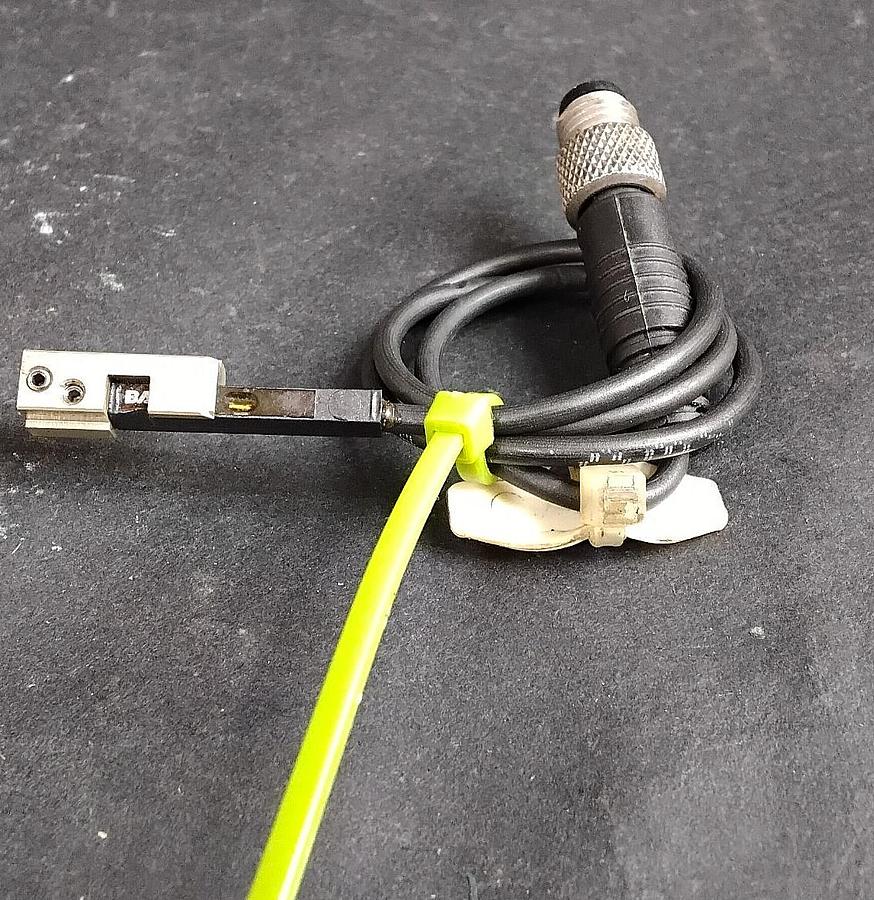 Used BMF 235K-HMPS-C-3-P0-S49-00,3 MAGNETIC FIELD SENSOR ($35)