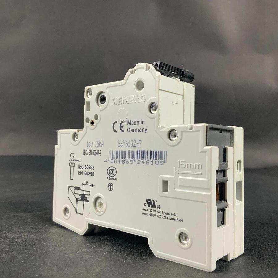 Used SIEMENS 5SY6132-7 CIRCUIT BREAKER ($25 OBO)