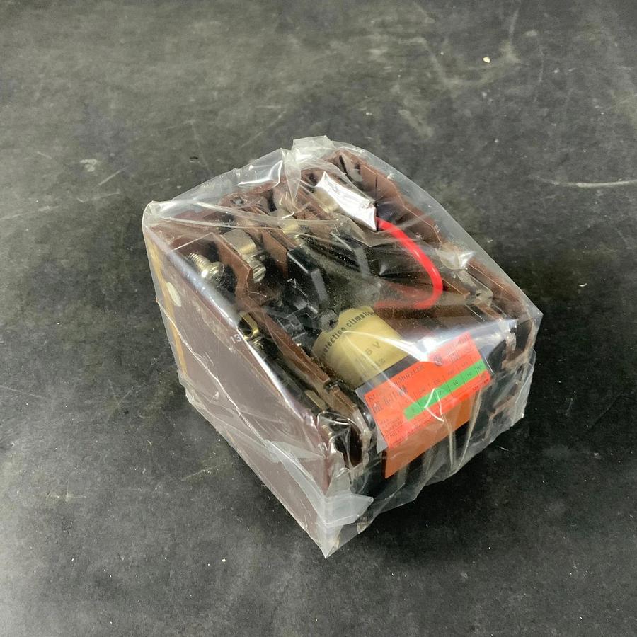Used KLOCKNER MOELLER DIL0-11-NA CONTACTOR ($40 OBO)