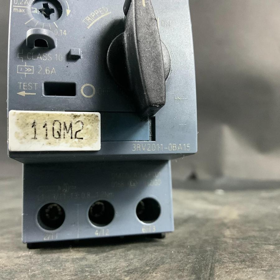 Used SIEMENS 3RV2011-0BA15 CIRCUIT BREAKER ($40 OBO)