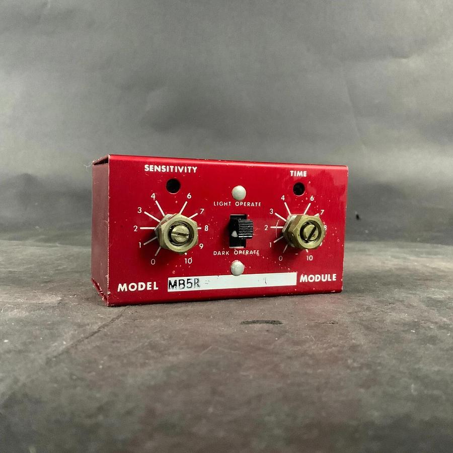 Used BANNER MB5R LOGIC MODULE ($100 OBO)