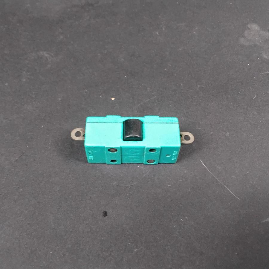 Used UNDERWRITERS LAB SI-2 1/2 HP MICRO SWITCH ($4.99 OBO)