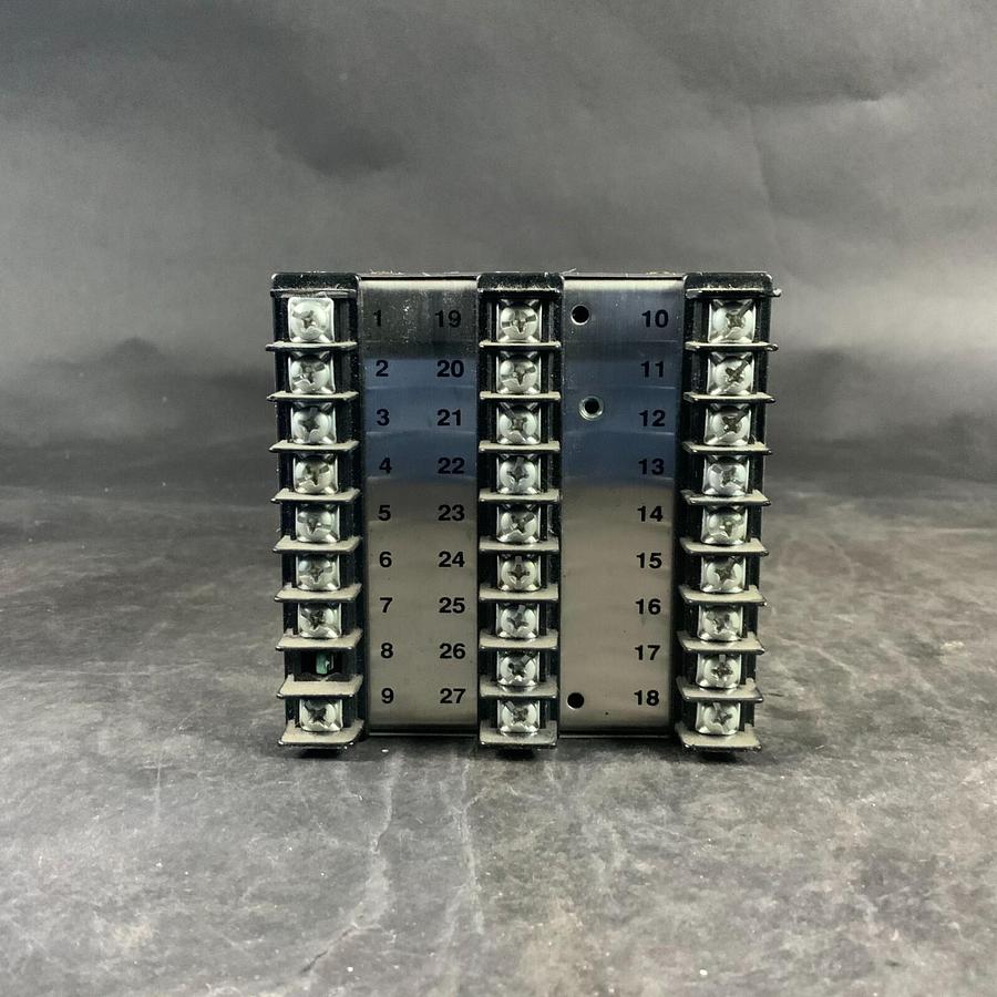 Used WATLOW P45A-1CAZ-AJAJ TEMPERATURE CONTROLLER ($145 OBO)